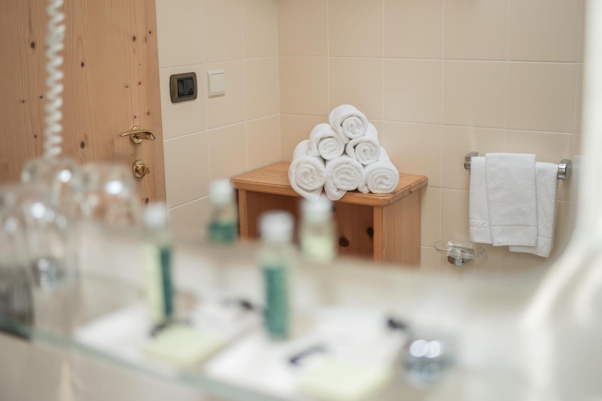 Uetia De Boerz Hotell San Martino in Badia Rom bilde